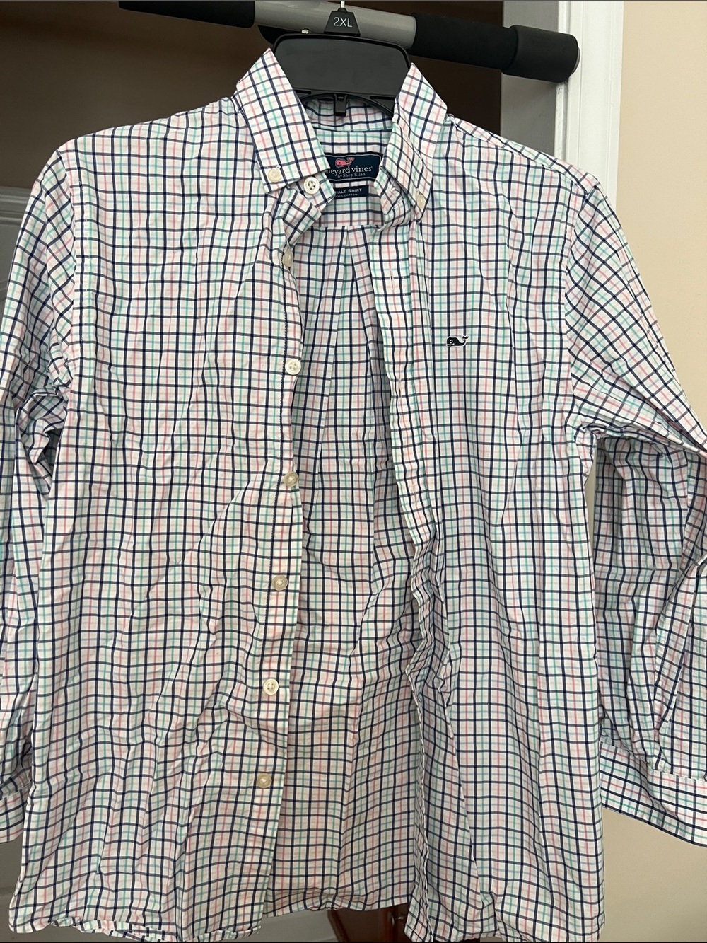 Vineyard Vines Men's White Button-Down Shirt with Blue & Pink Plaid. Boys M 12-1
